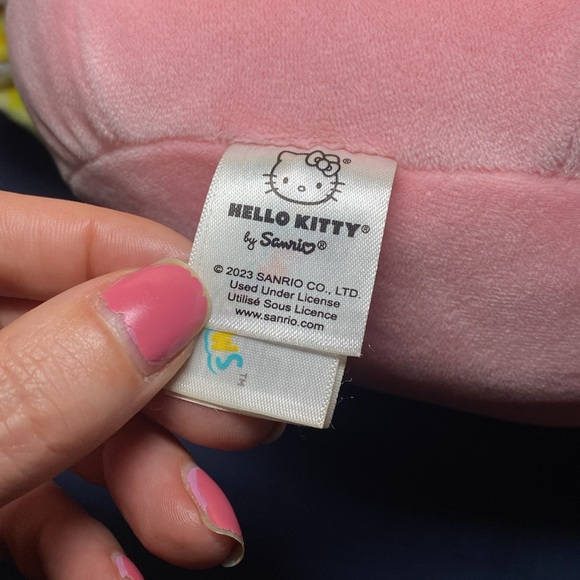 Squishmallows Hello 🐱 Kitty - Picture 5 of 8